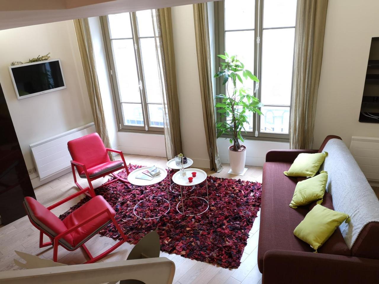 Appartamento Beautiful Duplex In The Center Of Parigi Esterno foto